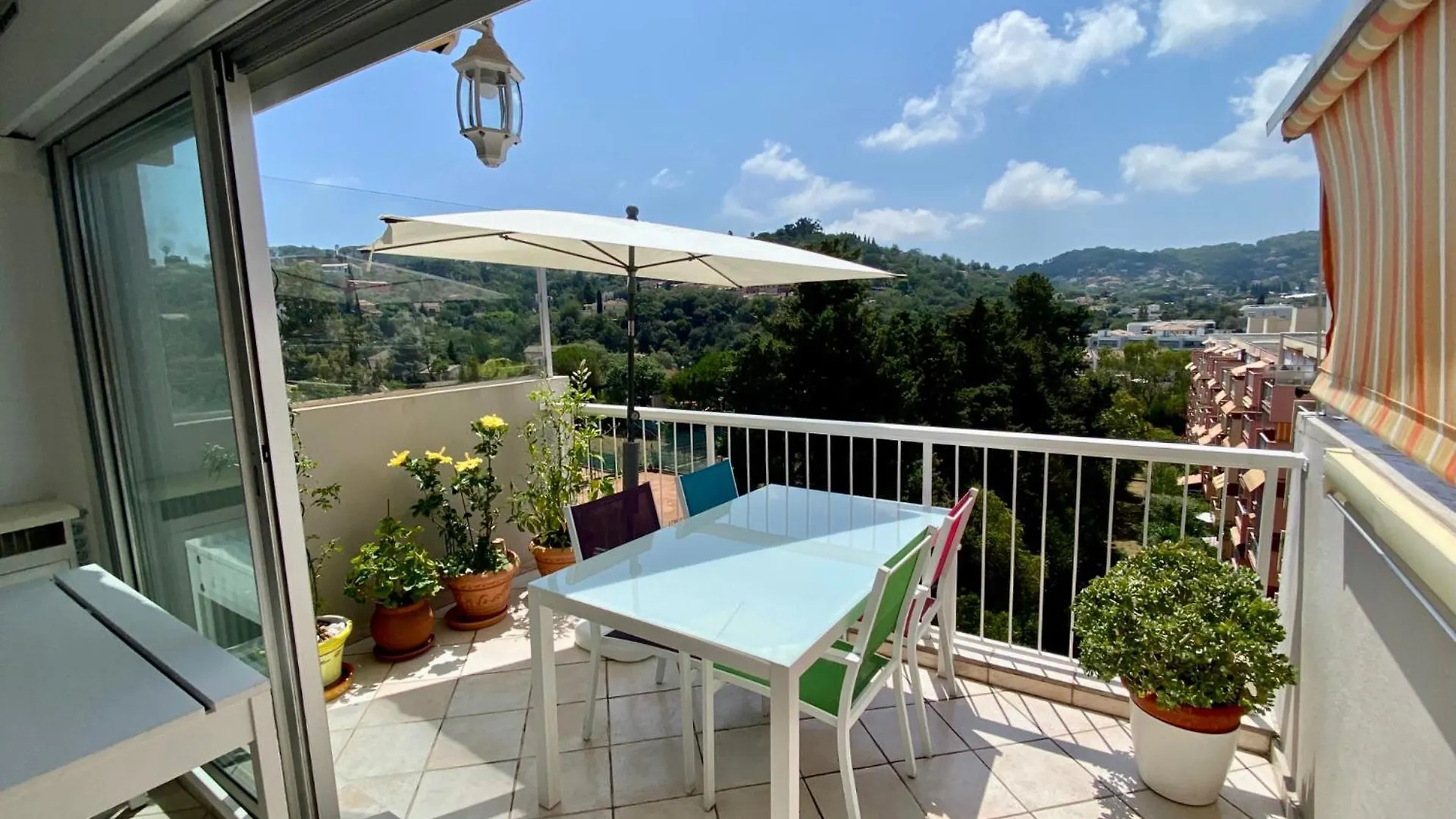 דירה L'Oasis De Vallauris, Piscine, Parking Prive
