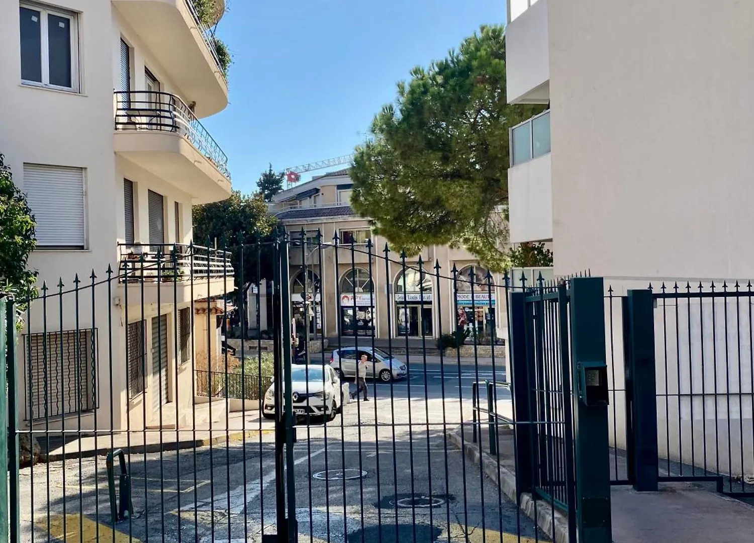 Apartment L'Oasis De Vallauris, Piscine, Parking Prive