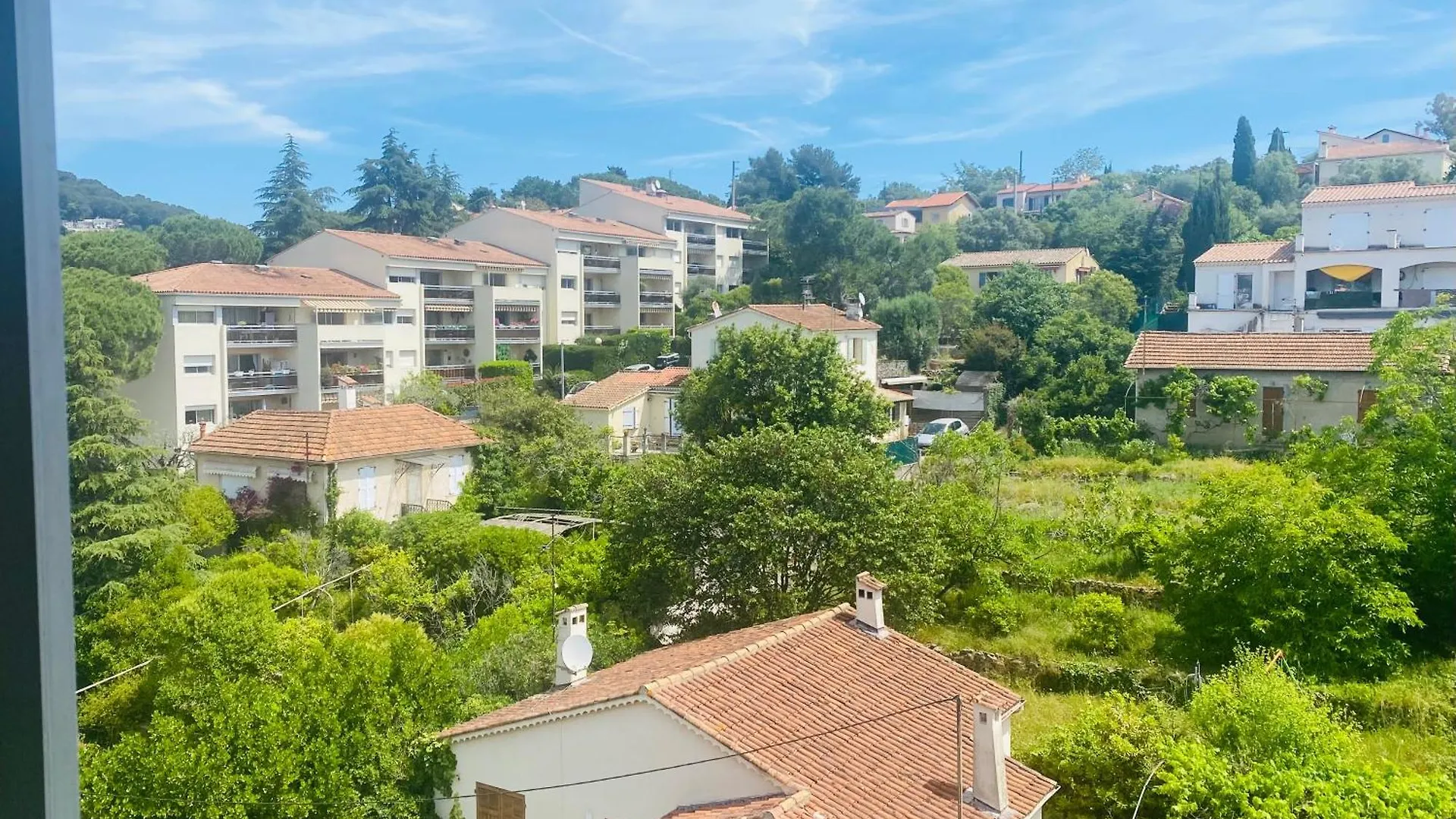 Apartment L'Oasis De Vallauris, Piscine, Parking Prive